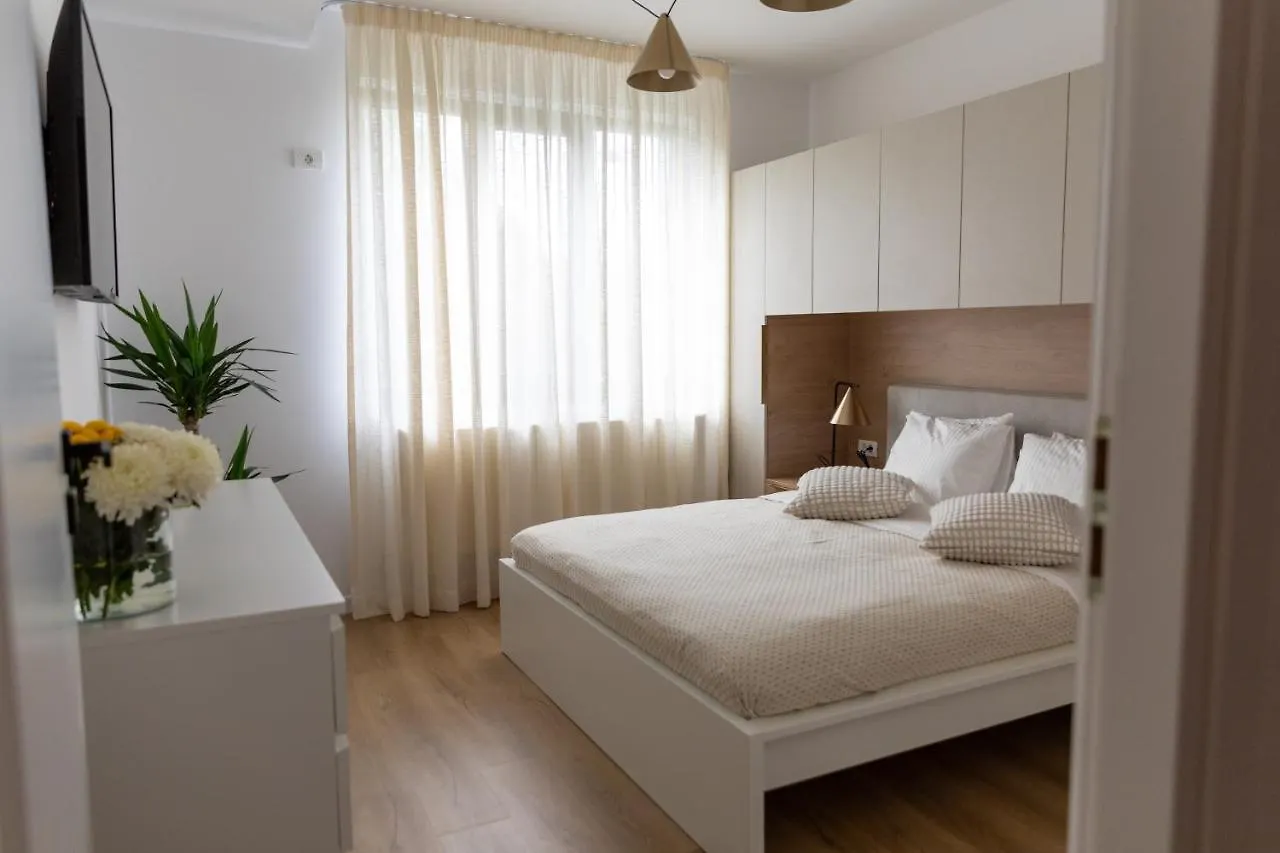 Studio 8 I One Bedroom Apartment I Airport I Therme Otopeni