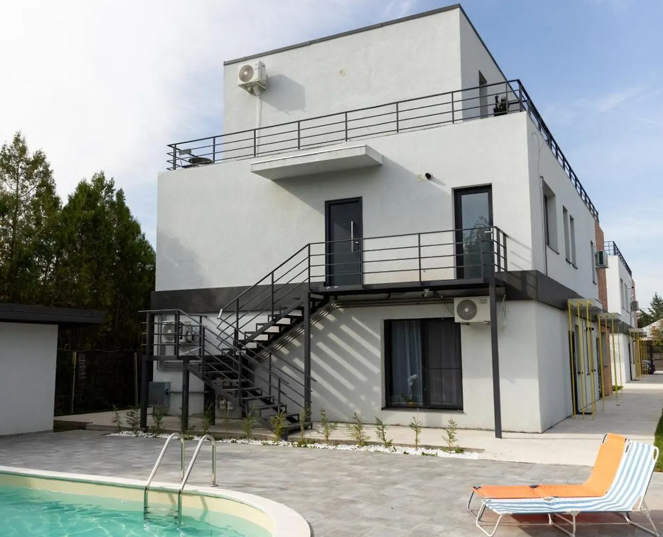 Studio 8 I One Bedroom Apartment I Airport I Therme Otopeni 0*,  Romania